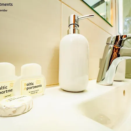 Baltic - Aquamarina * سفينويتشي